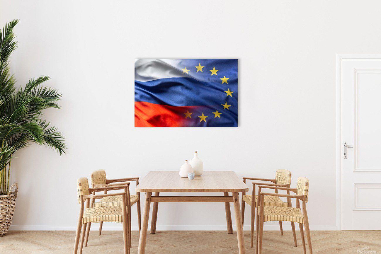 флаг россии и европы в дизайне интерьера
